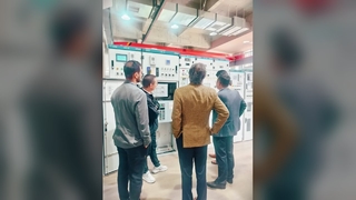 Transparência da fábrica: visita ao local do cliente para fazer o pedido