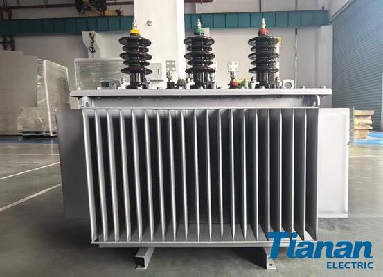 Voltagem de ruptura 54 kV Transformador imerso em óleo com método de resfriamento ONAN que fornece conversão e distribuição de energia elétrica